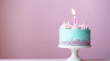 https://vewers.com/colorful-and-fun-cake-decorating-ideas/