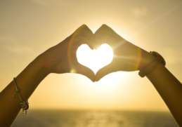 https://vewers.com/acts-of-kindness-big-or-small-will-always-make-a-difference/