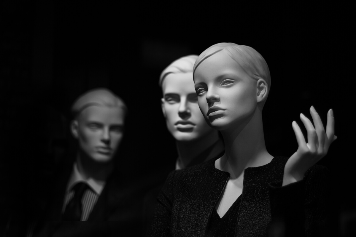 https://vewers.com/they-nailed-it-awesome-mannequin-challenges/